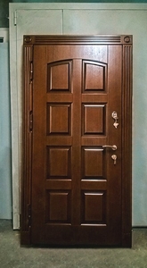 Изготовленная дверь