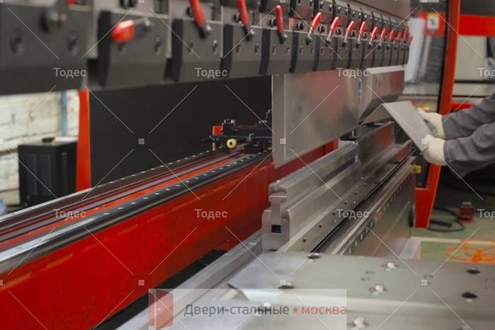 Proizvodstvo Stalnyh Dverej